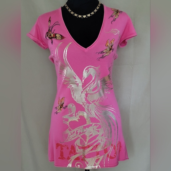 Ed Hardy Tops - Pink Graphic V-Neck Women Top